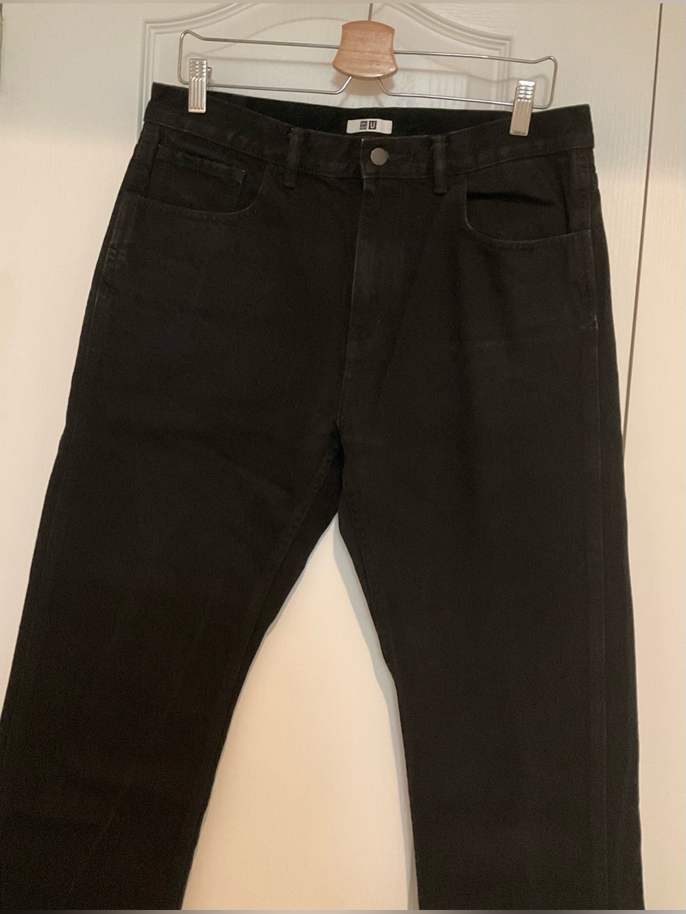 Uniqlo Black Straight-leg Jeans